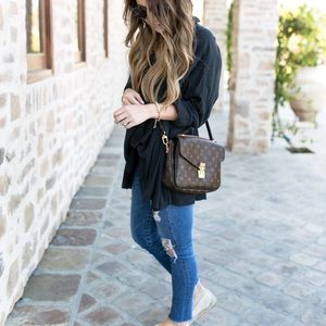 Pochette Métis style monogram